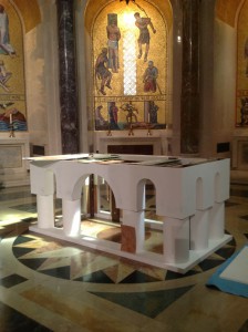 Papal altar