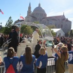 Pope Greating the Volunteers