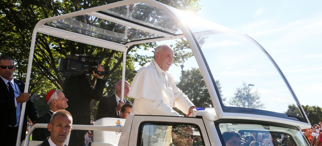 Pope Francis drove onto the CUA campus to a warm welcome under brilliant sunshine.