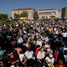 Thousands of CUA alumni, students, and faculty gathered on the campus to welcome Pope Benedict XVI on Wednesday, April 16, 2008.