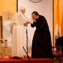 Then-President of Catholic University Father David O’Connell formally greets Pope Benedict XVI on April 17, 2008.