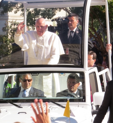 Pope Francis Arrives on the CUA Campus