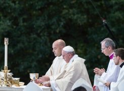 Deacon Keith Burney: At the Altar beside Pope Francis, Deacon Is Reminded of His Calling to Serve