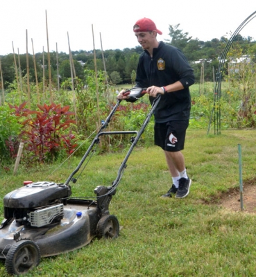 CUA students, faculty, staff, and alumni participated in “Serve with Francis Day” on Sunday, Sept. 13