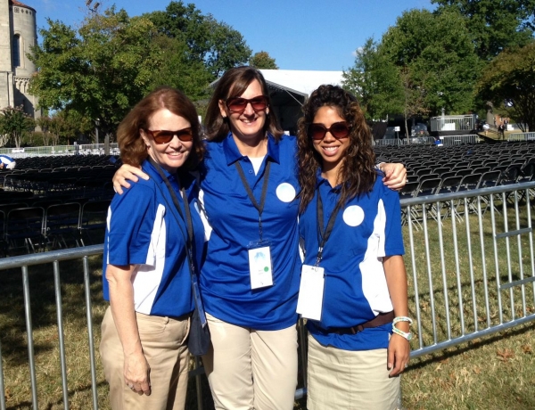 Volunteers in Place Early with Anticipation