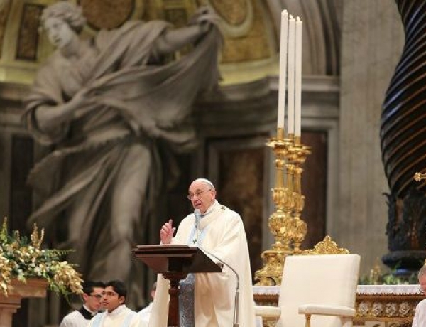 Greta Haussmann: Pope Urges Faithful to Pray and to Live Courageously