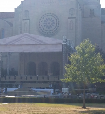 Placing the lights in the Altar