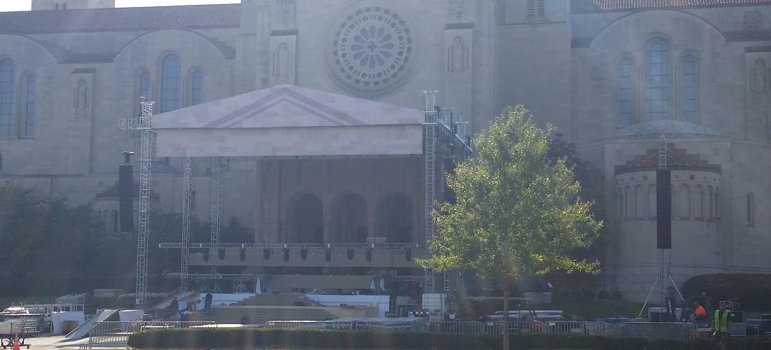 Placing the lights in the Altar